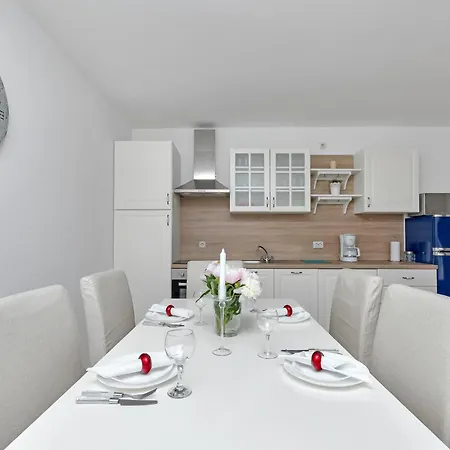 Marija * Макарська